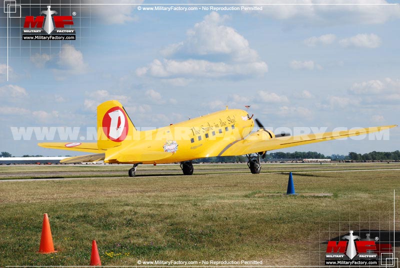 Image of the Douglas DC-3