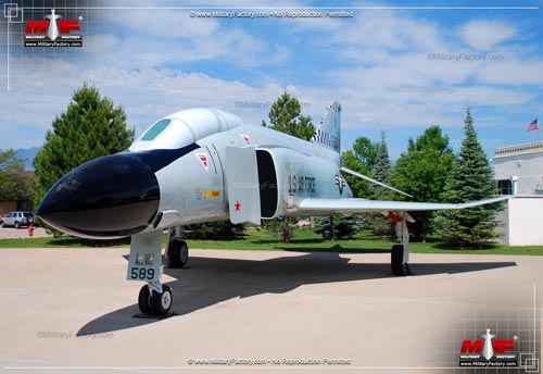 Picture of the McDonnell Douglas F-4 Phantom II
